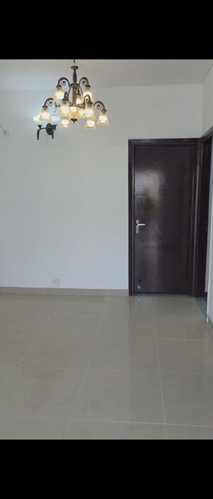 Room in 3 BHK Builder Floor at BPTP Park Elite Floors, Sector 85 – for Rent