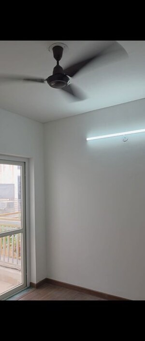 Room in 3 BHK Builder Floor at BPTP Park Elite Floors, Sector 85 – for Rent
