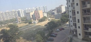 2 BHK Apartment For Rent in Mahagun Mywoods, Sector 16c Greater Noida