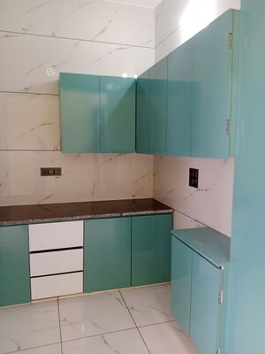 Kitchen in 1 BHK Builder Floor at Sector 18 – for Rent
