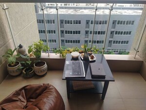 Furnished Amenities in 2 BHK Apartment at Gulmohar Queenstown Kharadi, Kharadi – for Sale