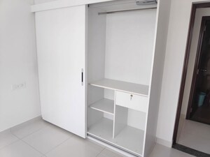 Room in 3 BHK Apartment at Purva Palm Beach, Hennur Road – for Rent