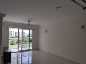 Room in 3 BHK Apartment at Purva Palm Beach, Hennur Road – for Rent