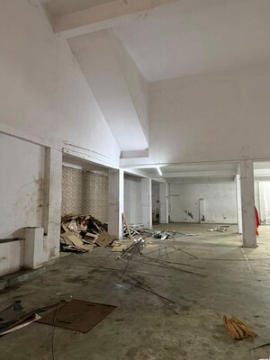  Warehouse For Rent in Liluah