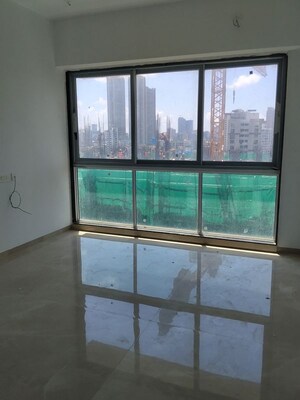 Room in 2 BHK Apartment at Vora Centrico, Malad West – for Rent