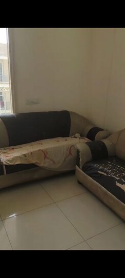 2 BHK Apartment For Sale in Nagla Road