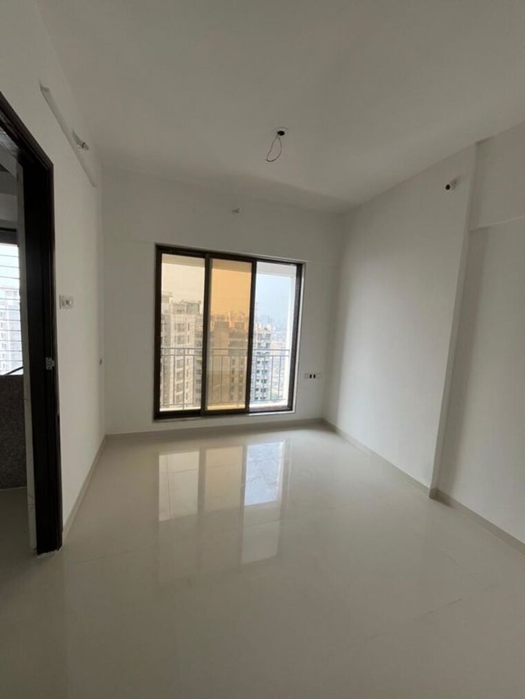 Room, tiara-hills 1 Bedroom 350 Sq.Ft. Apartment In Mira Road Thane 10720396