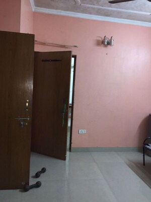 1 BHK Independent House For Rent in Sarita Vihar