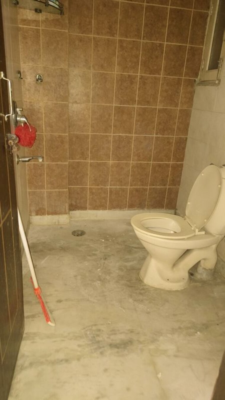 Bathroom, palm-residency-chhatarpur 2 Bedroom 750 Sq.Ft. Apartment In Chattarpur Delhi 10720389
