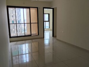 2 BHK Apartment For Rent in Chandak 34 Park Estate, Goregaon West