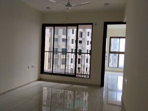 Room in 2 BHK Apartment at Chandak 34 Park Estate, Goregaon West – for Rent