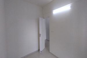 Room in 2.5 BHK Apartment at Godrej Avenues, Yelahanka – for Rent
