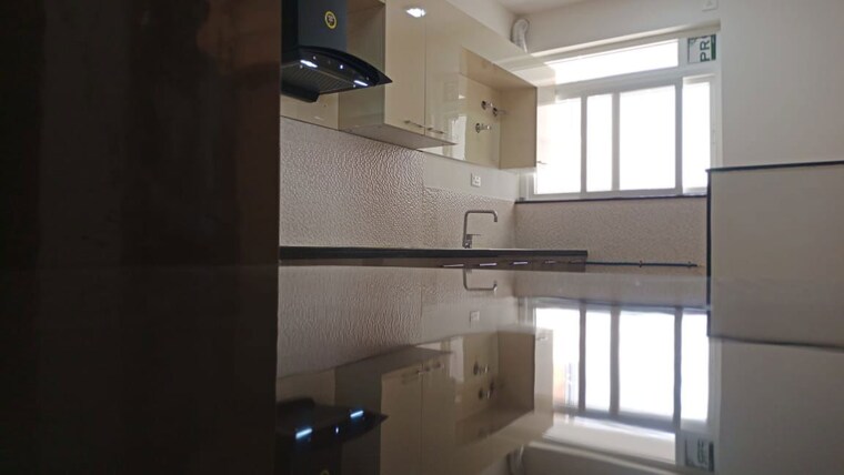 Kitchen, prestige-misty-waters-vista-towers 3 Bedroom 1700 Sq.Ft. Apartment In Hebbal Bangalore 10720497