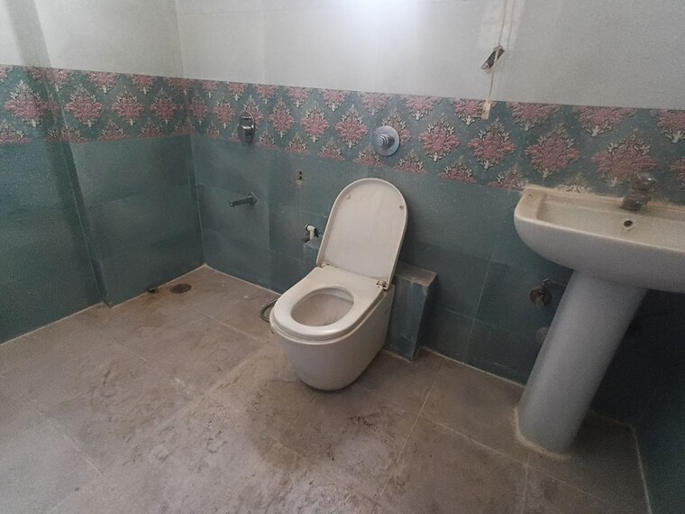 Bathroom, frazer-heights 3 Bedroom 2300 Sq.Ft. Apartment In Frazer Town Bangalore 10720488