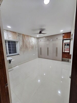 Room in 3 BHK Apartment at Abode Aravindam, Tellapur – for Rent