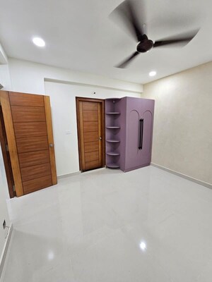 Room in 3 BHK Apartment at Abode Aravindam, Tellapur – for Rent
