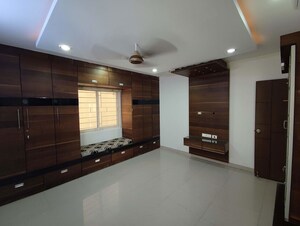Room in 3 BHK Apartment at Ramky Towers, Gachibowli – for Rent