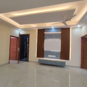 Staircase in 3 BHK Builder Floor at Palm Residency Chhatarpur, Chattarpur – for Rent