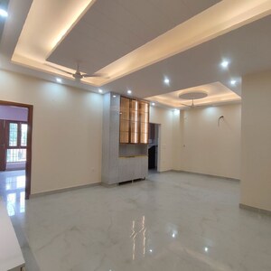 Staircase in 3 BHK Builder Floor at Palm Residency Chhatarpur, Chattarpur – for Rent