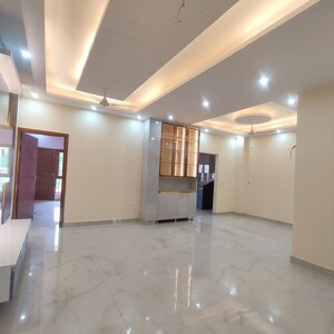 Staircase in 3 BHK Builder Floor at Palm Residency Chhatarpur, Chattarpur – for Rent