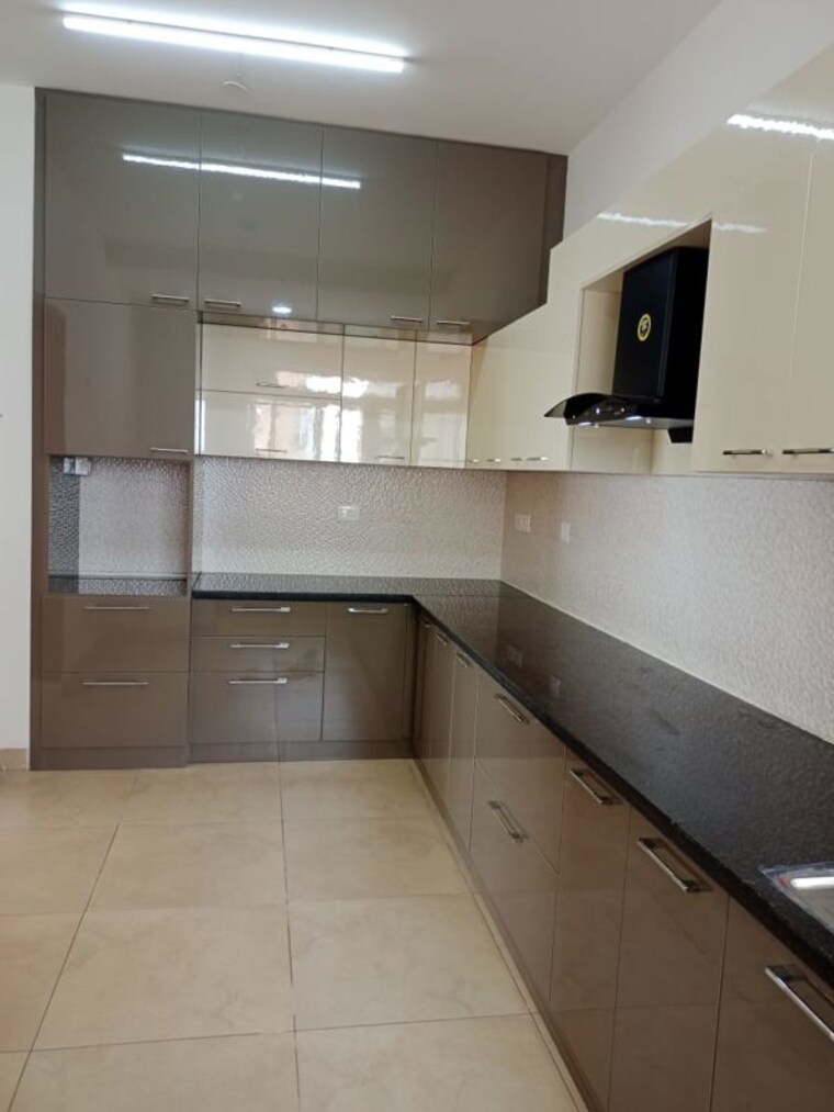 Kitchen, prestige-misty-waters-vista-towers 3 Bedroom 1700 Sq.Ft. Apartment In Hebbal Bangalore 10720534