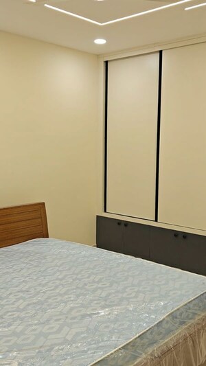 Room in 3 BHK Apartment at ASBL Spectra, Financial District – for Rent