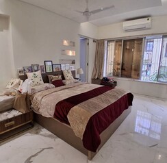 4 BHK +Apartment For Rent in Juhu