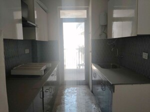 Kitchen in 3 BHK Builder Floor at Sector 21 – for Rent
