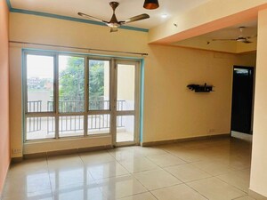 Room in 3 BHK Apartment at Amrapali Terrace Homes, Tech Zone 4 Greater Noida – for Rent