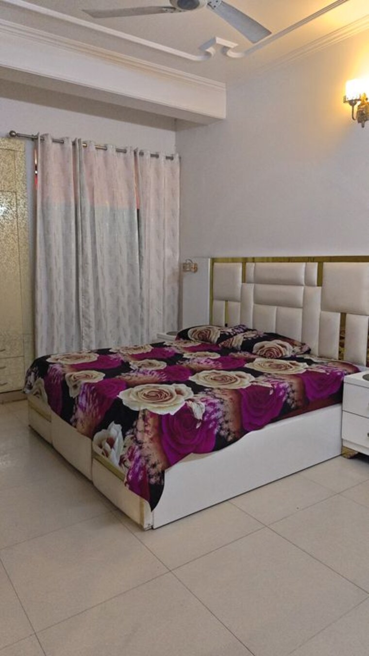 undefined, patel nagar 3.5 Bedroom 1850 Sq.Ft. Builder Floor In Patel Nagar Ghaziabad 10720647