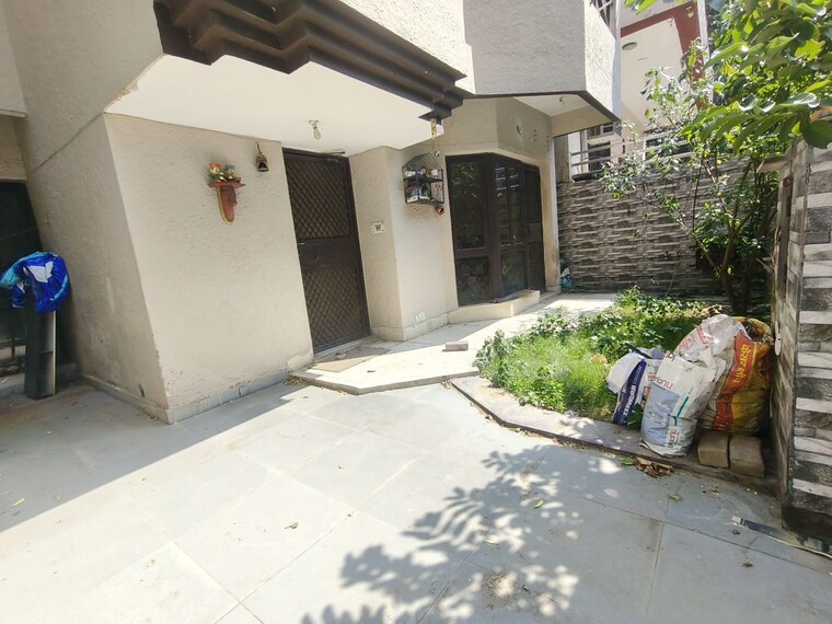 Exterior View, palam-vihar-residents-association 3 Bedroom 1630 Sq.Ft. Independent House In Palam Vihar Gurgaon 10720196