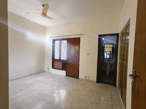 Room in 3 BHK Independent House at Palam Vihar Residents Association, Palam Vihar – for Rent