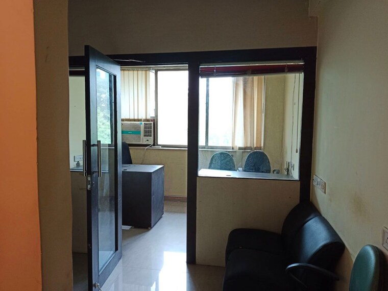 Team Area, knox-plaza Commercial Office Space 340 Sq.Ft. In Malad West Mumbai 10720717
