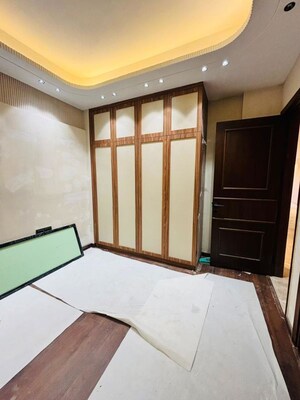 Room in 4 BHK Builder Floor at Ansal API Esencia, Sector 67 – for Sale