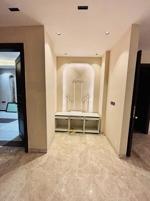 Building Lobby in 4 BHK Builder Floor at Ansal API Esencia, Sector 67 – for Sale