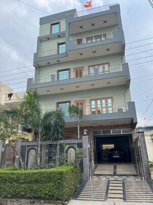 6+ BHK Independent House For Sale in Sector 130