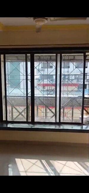 1.5 BHK Apartment For Rent in Kashish Park Apartment, Lal Bahadur Shastri Road