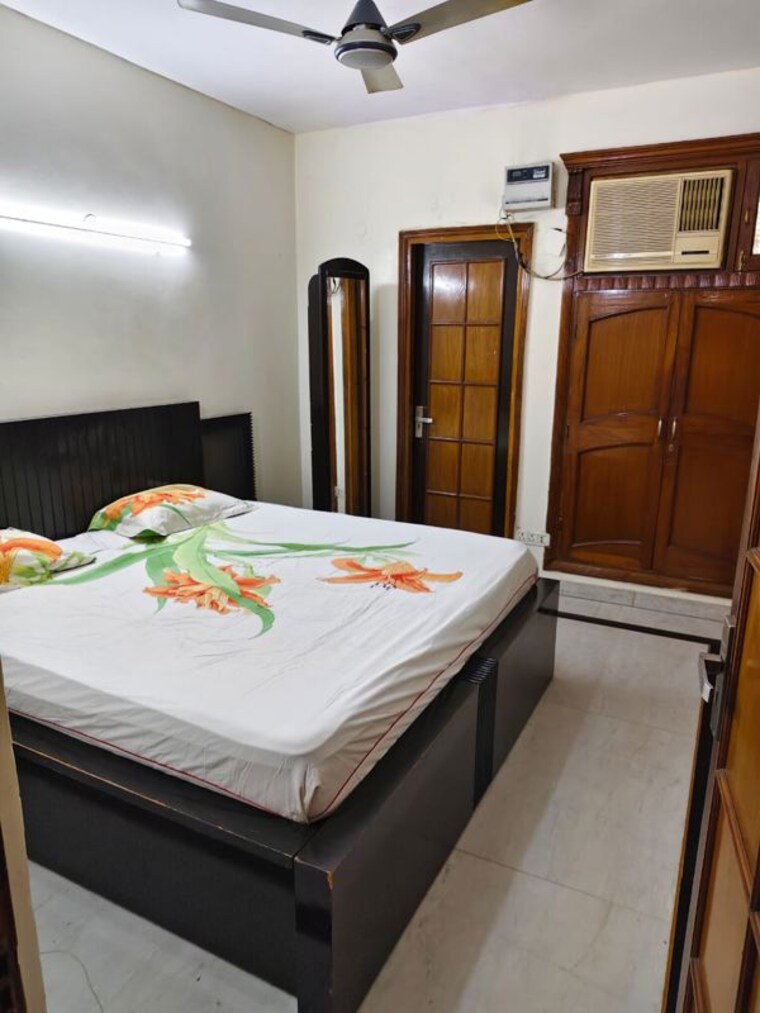 Bedroom, ip extension 2 Bedroom 1000 Sq.Ft. Apartment In Ip Extension Delhi 10720778