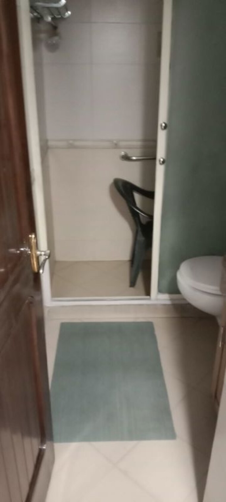 Bathroom, malviya nagar 3 Bedroom 200 Sq.Yd. Builder Floor In Malviya Nagar Delhi 10720834