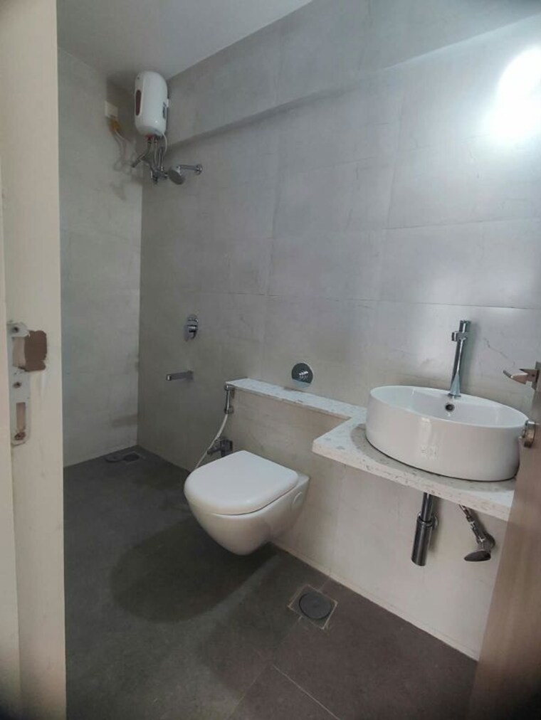 Bathroom, sugee-atharva 2 Bedroom 858 Sq.Ft. Apartment In Prabhadevi Mumbai 10720823