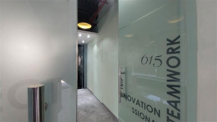 undefined, mg road Commercial Office Space 1260 Sq.Ft. In Mg Road Indore 10720841