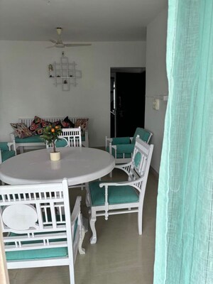 Team Area in 3 BHK Apartment at Amann Akansha Heights, Worli – for Sale