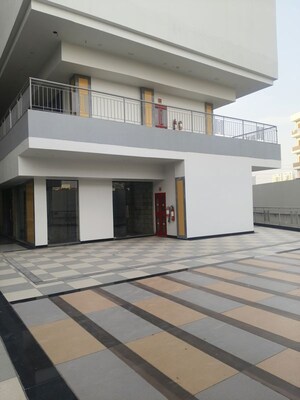  Shop – Exterior View View at Orris Market City, Sector 89 - for Rent
