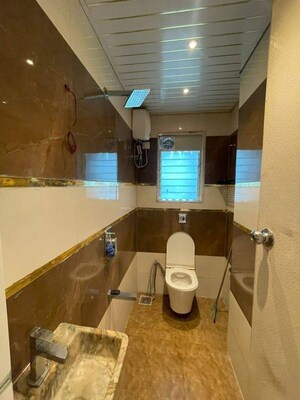 Washroom in 1 BHK Apartment at Khar West – for Rent