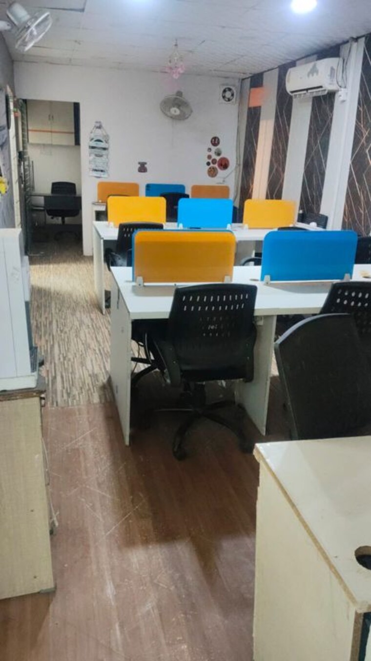 Team Area, sector 2 Commercial Office Space 600 Sq.Ft. In Sector 2 Noida 10720884