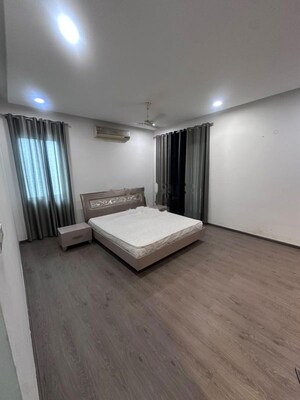 Room in 3.5 BHK Apartment at EIPL La Paloma Villas, Mokila – for Rent