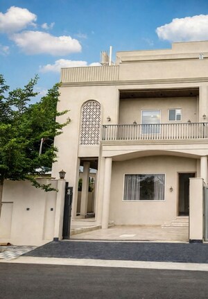 4 BHK Villa For Sale in Goner Road