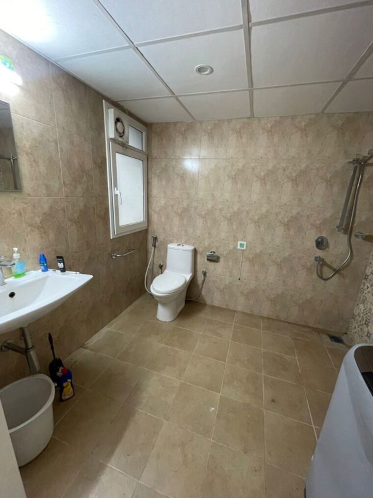 Bathroom, brigade-parkside-north 2 Bedroom 1145 Sq.Ft. Apartment In Jalahalli Bangalore 10720923