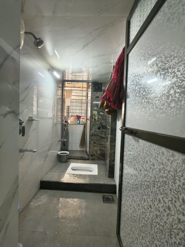 Bathroom, sanghvi-valley 2 Bedroom 725 Sq.Ft. Apartment In Kalwa Thane 10720949