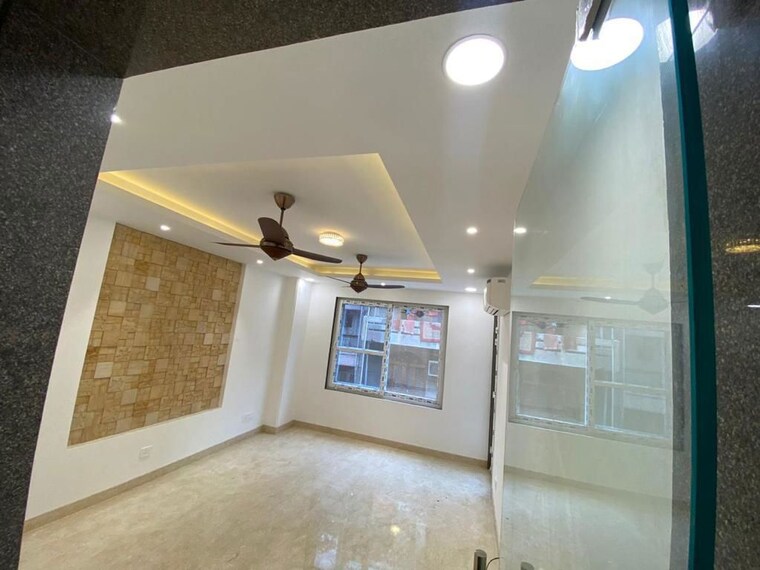undefined, safdarjung enclave 3 Bedroom 125 Sq.Yd. Builder Floor In Safdarjung Enclave Delhi 10720972